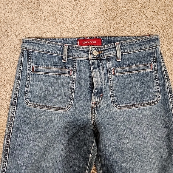 Levi Low Stretch Women's 11 bootcut jeans with 30 in inseam - Picture 2 of 7